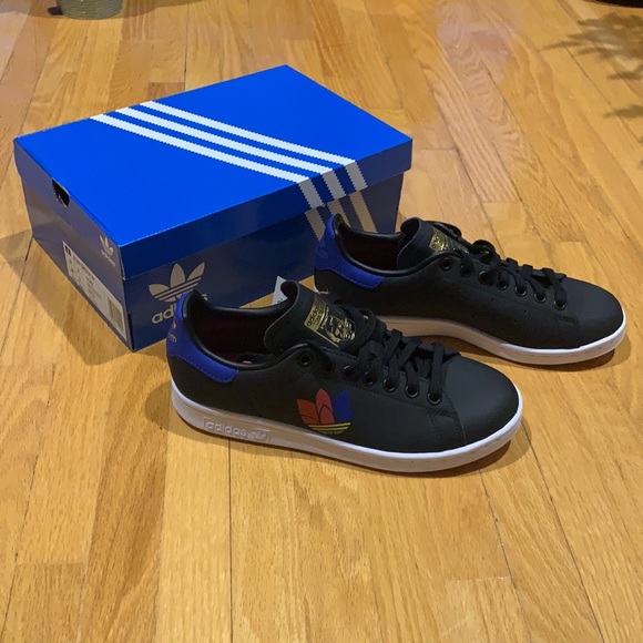 Adidas Stan Smith shoes - Picture 2 of 7